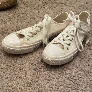 Converse White Canvas Sneakers Low-Top Casual